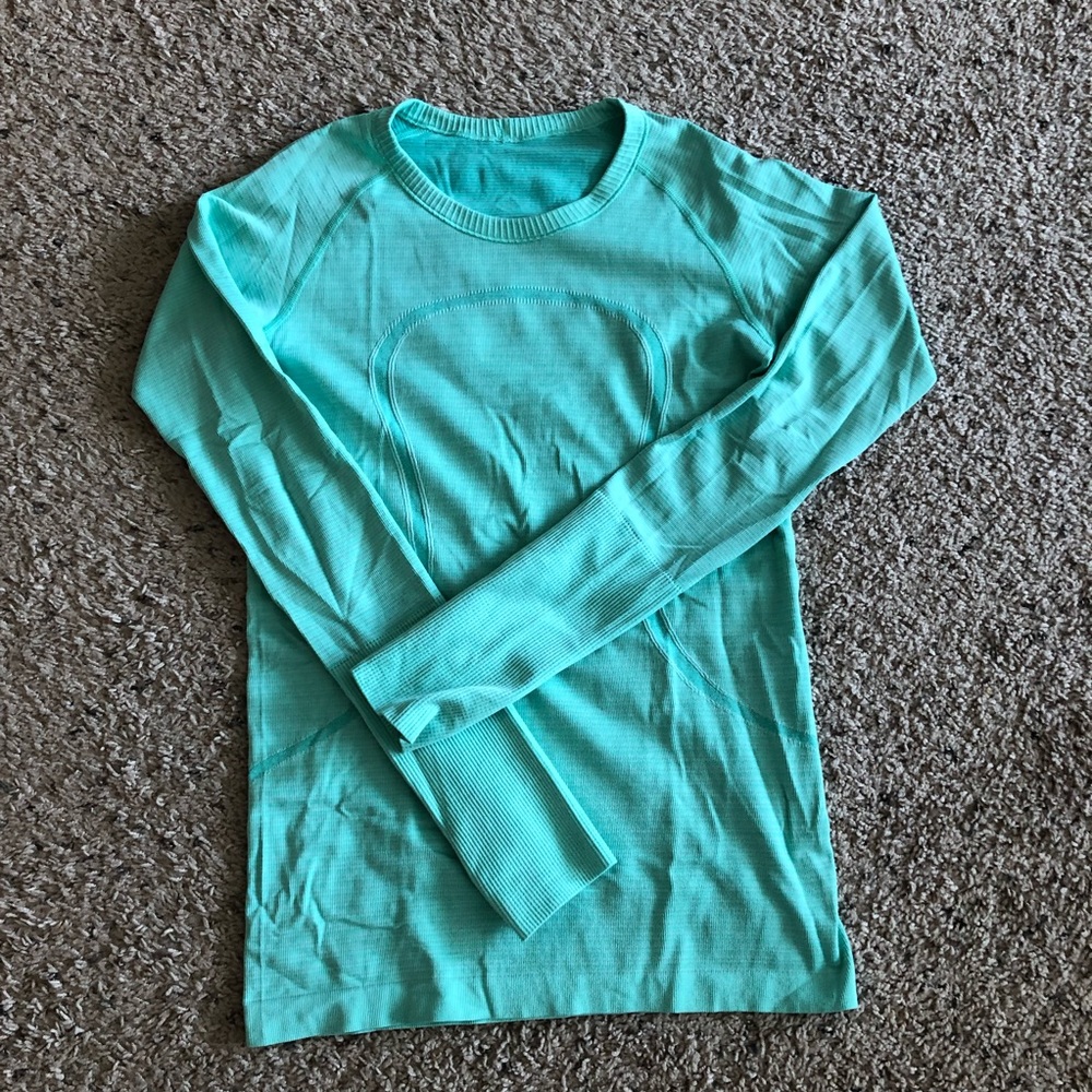 Lululemon swiftly tech long sleeve